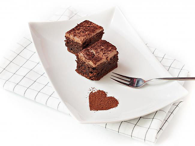 ilustrační obrázek: cuketový perník s jogurtovým krémem